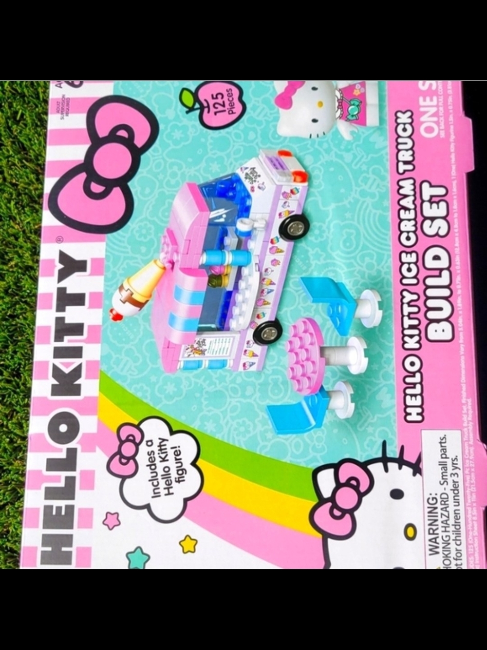 Hello Kitty Pink and Blue Ice Cream Truck Build Set